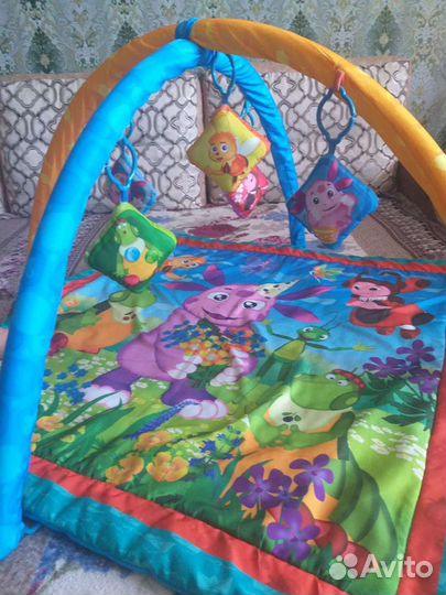 Развивающий коврик