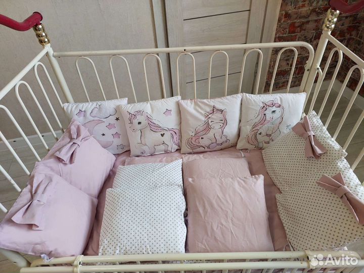 Детская кроватка