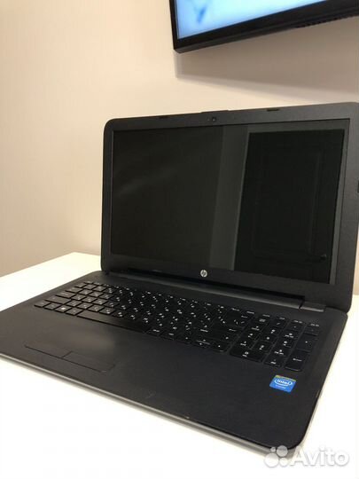 Ноутбук HP 15-ac052ur