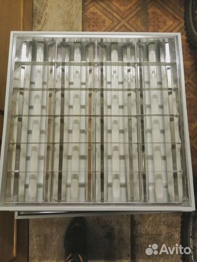 Светильник потолочный