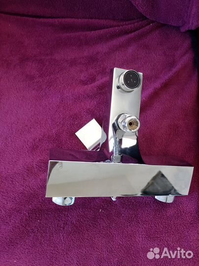 Смесители новые и б/у.Компл-е для душевой