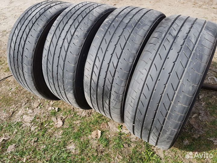 Yokohama BluEarth E51B 225/45 R17