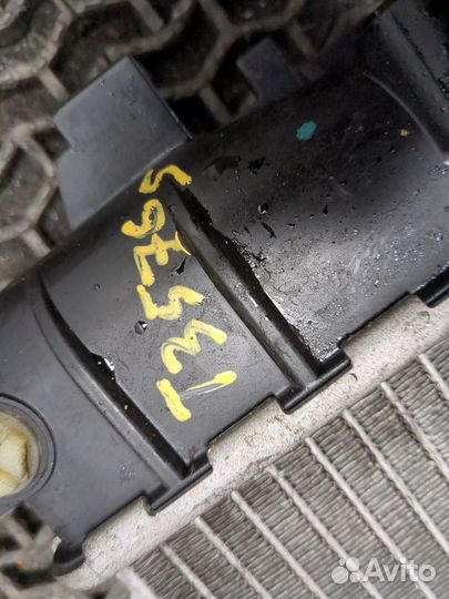 Радиатор охлаждения двигателя Chevrolet Cruze, 201