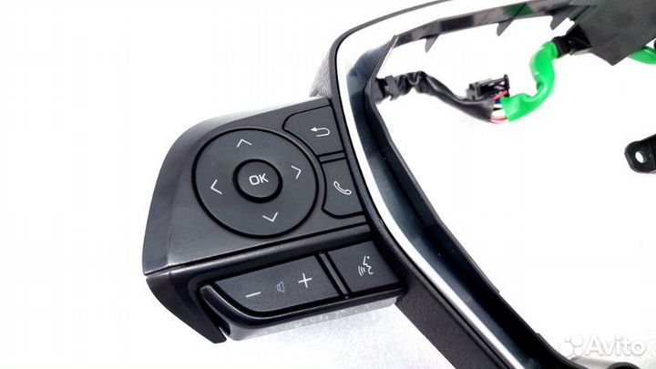 Кнопки на руль Toyota Camry XV70