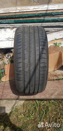 Triangle EffeXSport TH202 255/40 R19