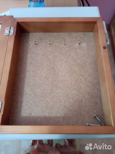 Ключница настенная 