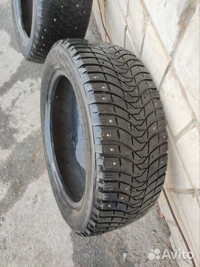 Michelin X-Ice North 3 215/55 R17