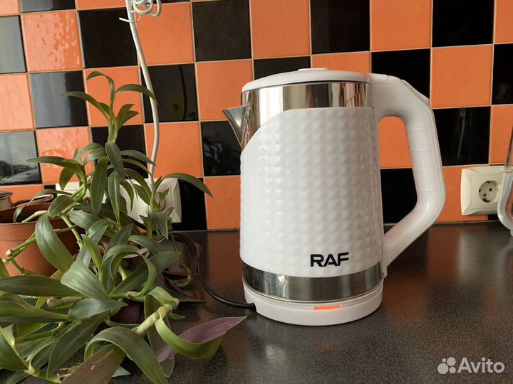 Чайник электрический Raf 2литра
