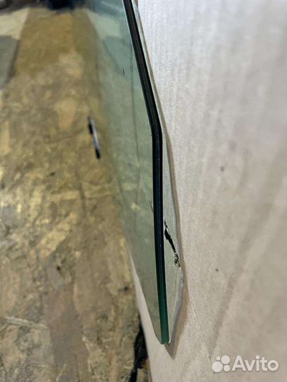 Стекло переднее правое Мазда 6 GL триплекс