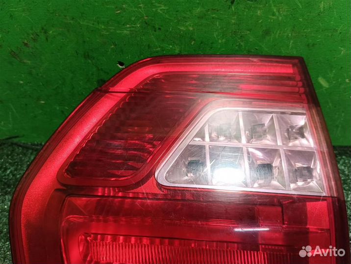 Фонарь задний внутренний левый Citroen C5 2009