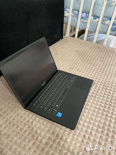 Ультрабук 14 msi