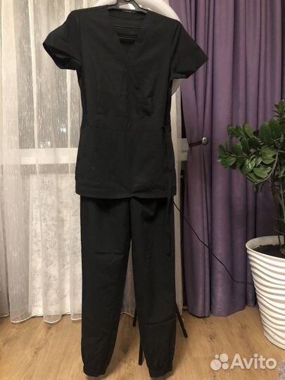 Медицинский костюм женский