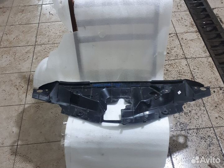 Замковая панель Toyota C-HR 2017