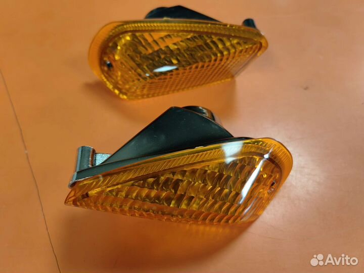 Поворотники задние Kawasaki ZZR 400