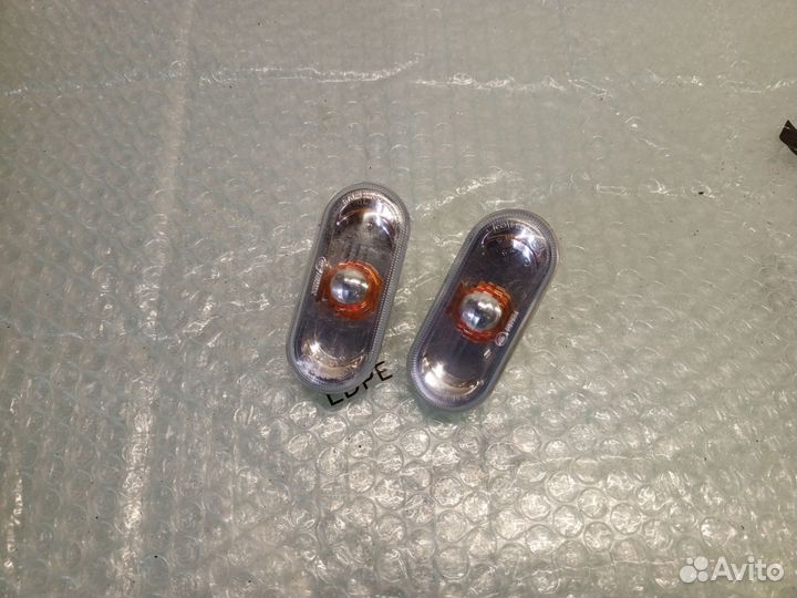 Повторитель поворота Volkswagen Polo 5 sedan