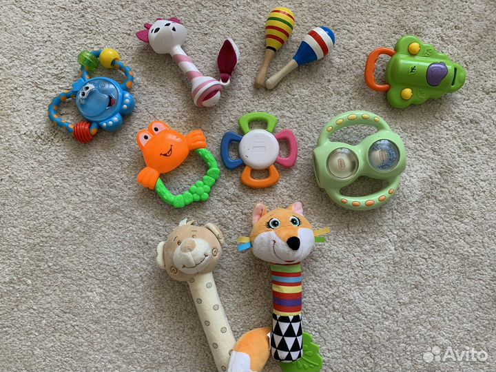 Игрушки для малышей пакетом