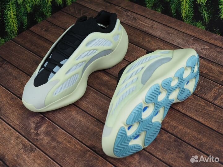 Adidas yeezy boost 700 /для серьёзный мужские