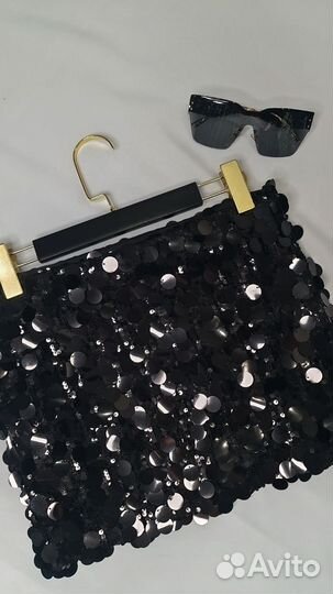 Юбка в паетках мини