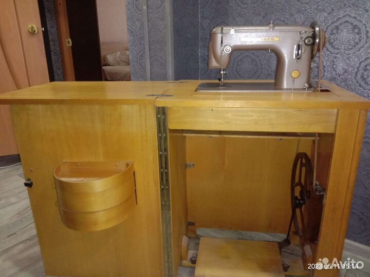 Швейная машина подольск ножная
