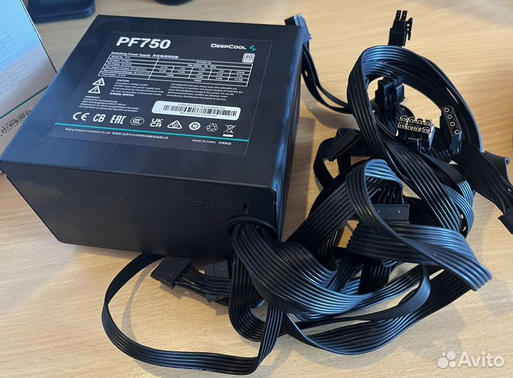Блок питания Deepcool PF750 750 Вт