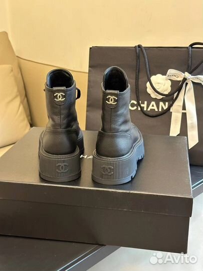 Ботинки Chanel