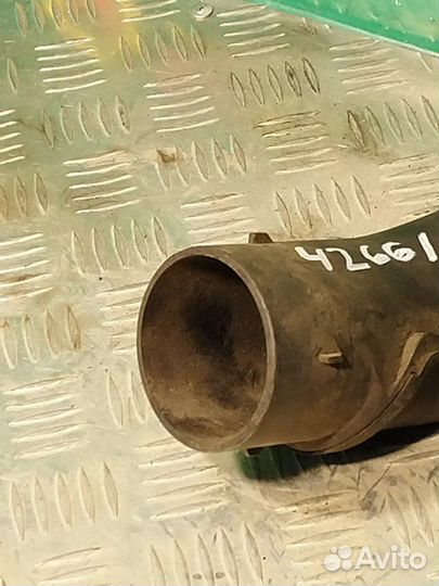 Патрубок воздушного фильтра Volkswagen Passat B5