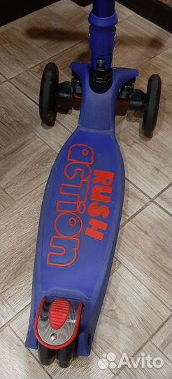 Самокат 3х колесный