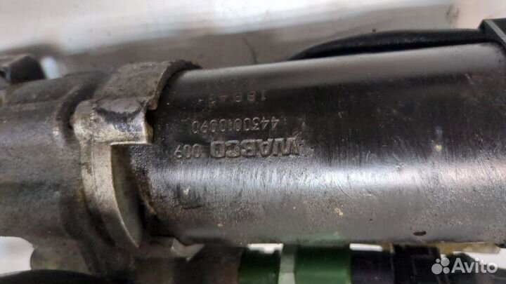 Цилиндр тормозной главный Land Rover Range Rover 2