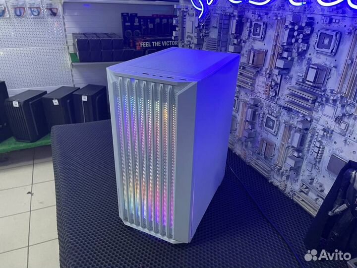 Белый игровой (10 ядер, GTX1660S 6Gb, 16DDR4, SSD4