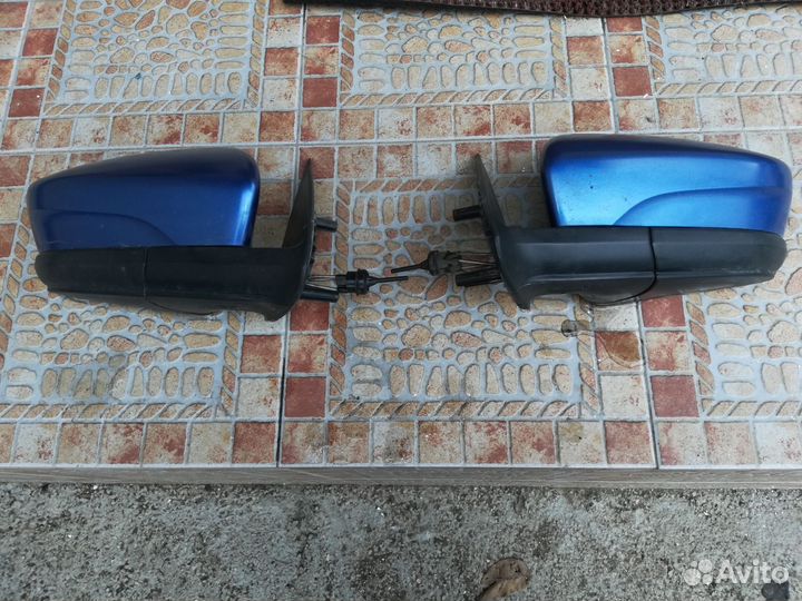 Зеркала на гранту