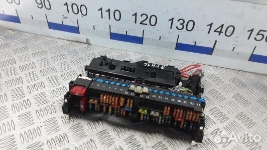 Блок предохранителей BMW 3 E46 (8PH16M101)