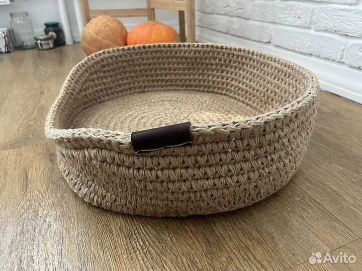 Новая лежанка из джута 53*43 см с подушкой