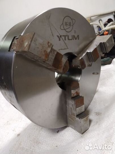 Токарный патрон 3 х кулачковый 250мм