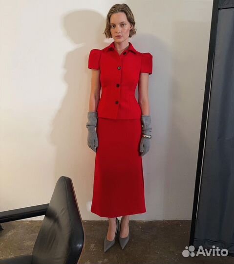 Костюм женский