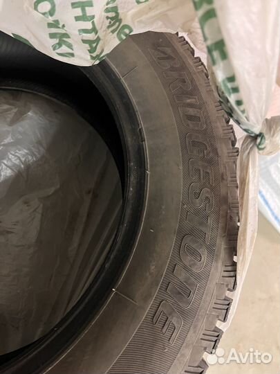 Bridgestone Blizzak Ice 205/65 R16