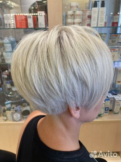 Парикмахер.Женские стрижки