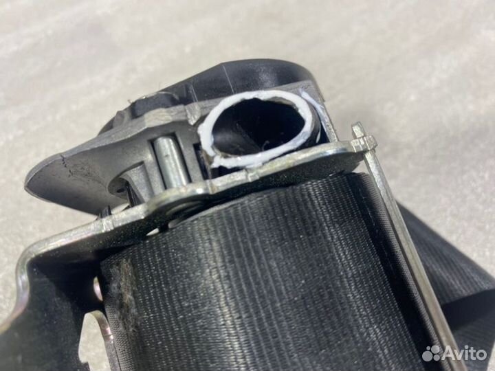 Ремень безопасности передний левый Skoda Rapid