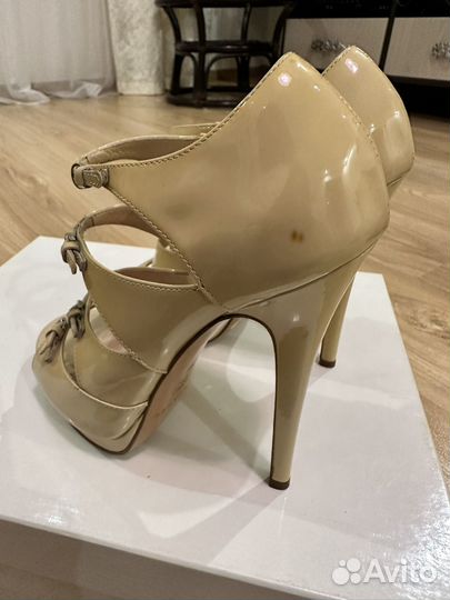 Босоножки Casadei оригинал