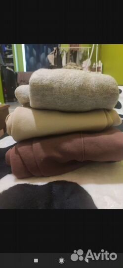 Одежда и бумаги