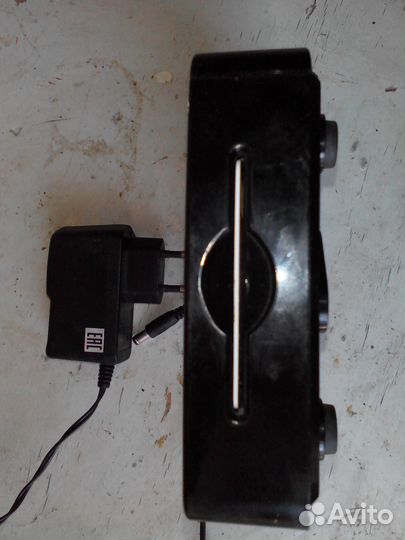 Продаю комплект спутникового телевидения Триколор