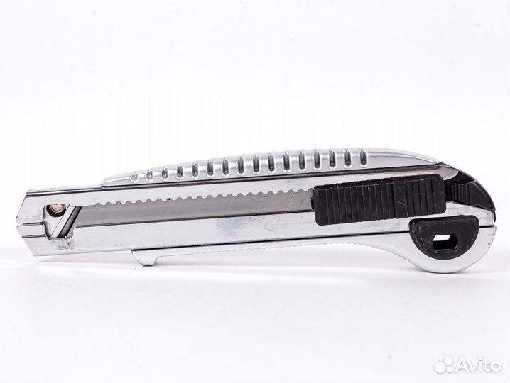 Канцелярский нож