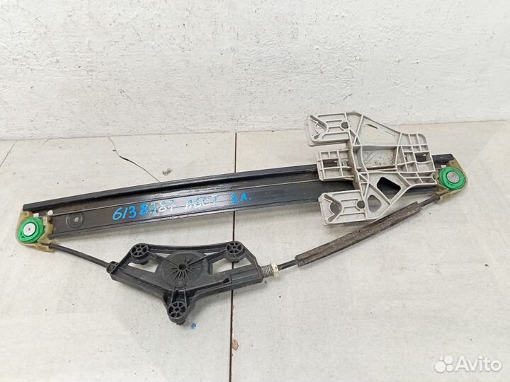 Стеклоподъемник электрический задний левый