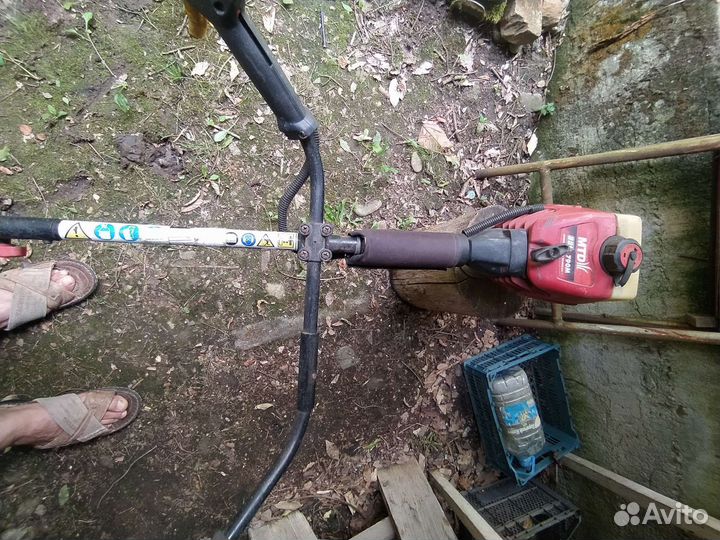 Триммер бензиновый на запчасти