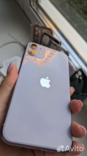 iPhone 11 Purple 64gb полный комплект с 5 чехлами