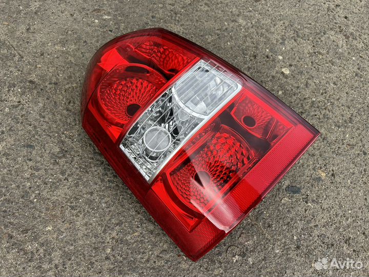 Фонарь задний левый Hyundai Tucson 1 (03-11)