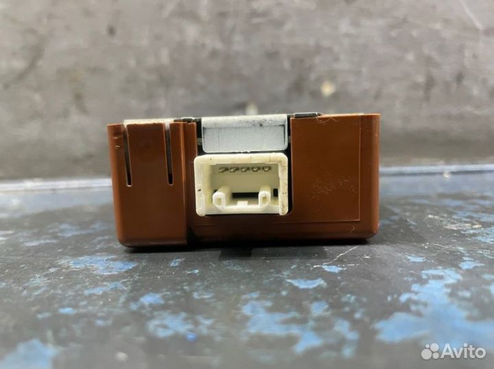 Эбу дверьми Lexus Rx 2