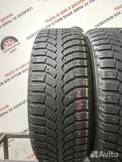 Bridgestone Blizzak Spike-01 215/60 R17 102H