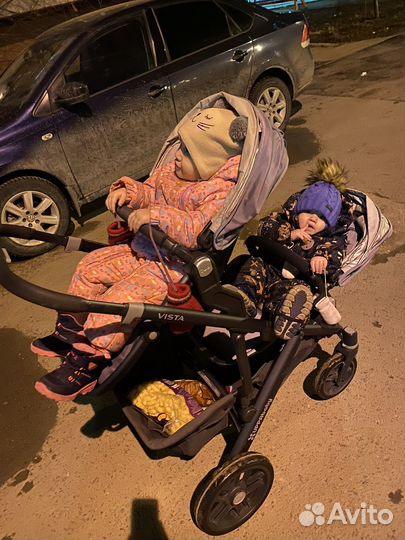 Коляска для двойни и погодок