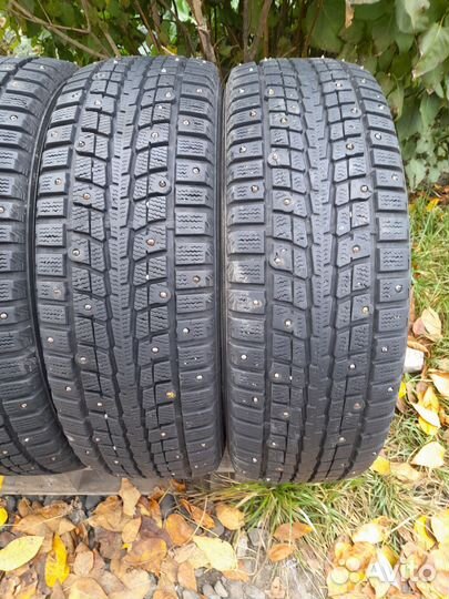 Dunlop SP Winter Ice 01 205/60 R16 92T
