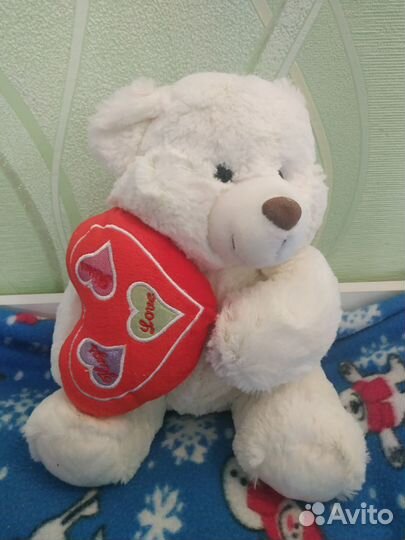 Плюшевый медведь